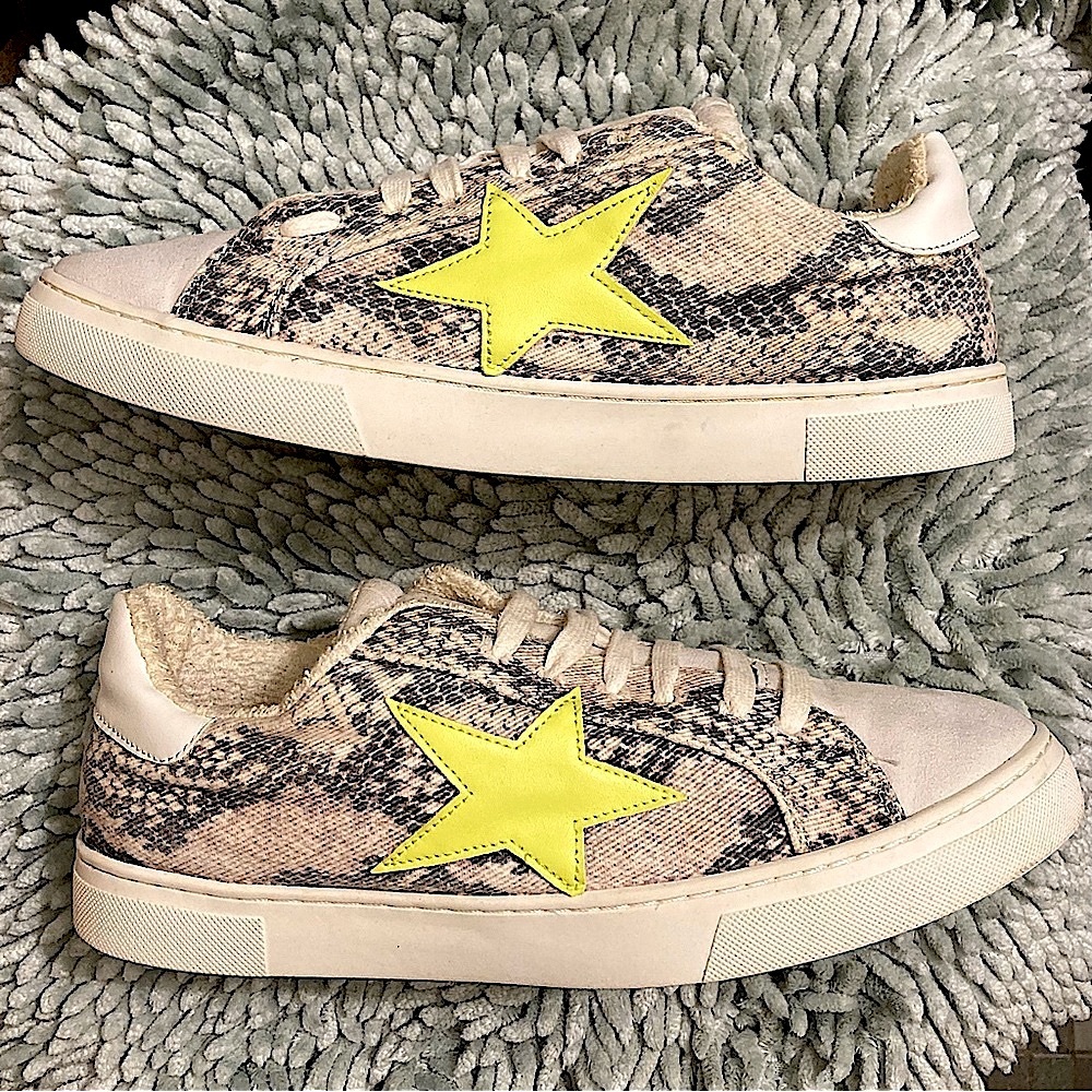 Steve Madden Reeves Star Casual Sneakers
